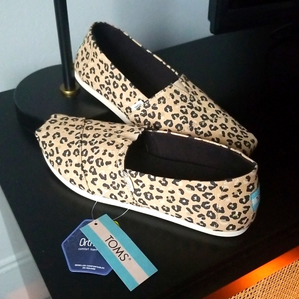 Toms Animal Print Shoes